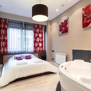  Apartamento Volantin Ii With Jacuzzi By Aston